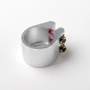 Abrazadera del tubo del manillar - inferior Abrazadera del tubo del manillar - inferior